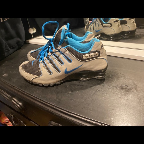 Women’s Air Max’s - Picture 2 of 4